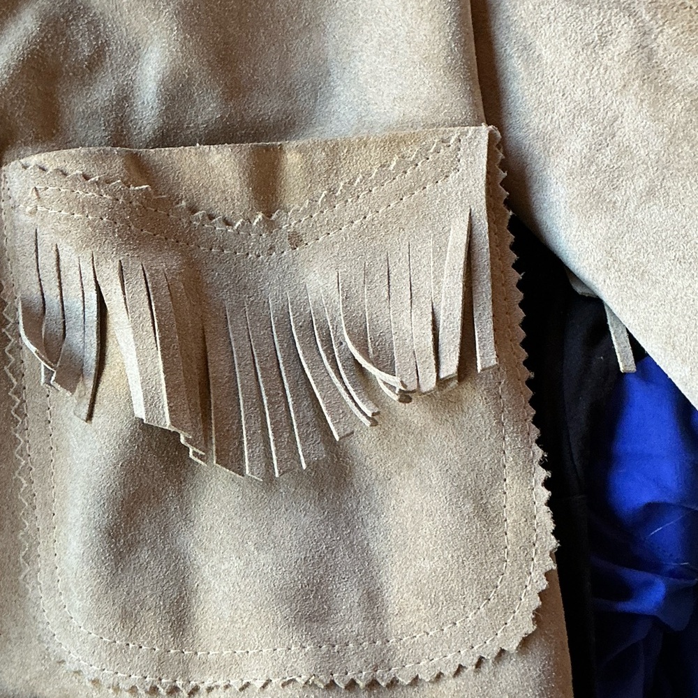 Vintage Fringed Suede Jacket - Picture 5 of 11